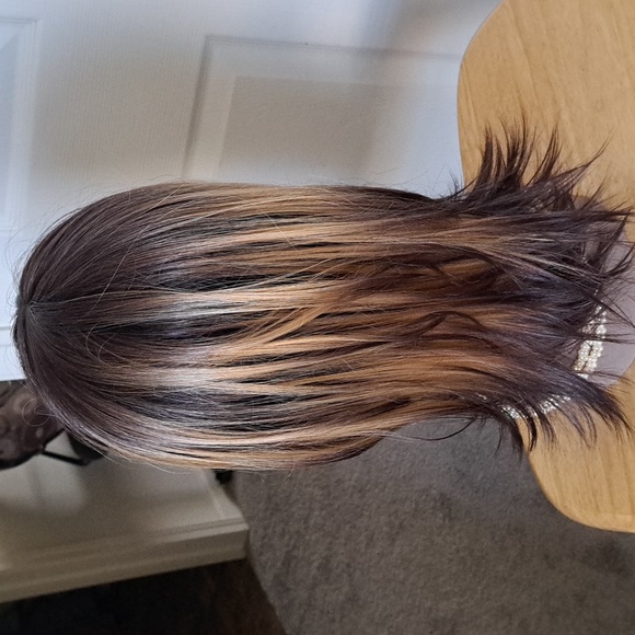 Nina Wig - Picture 5 of 8